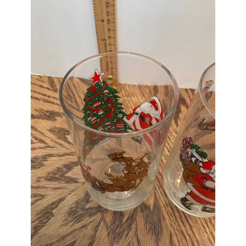Christmascore Unisex Unbranded Santa Christmas Tree Glass Tumbler Set 4 Clear